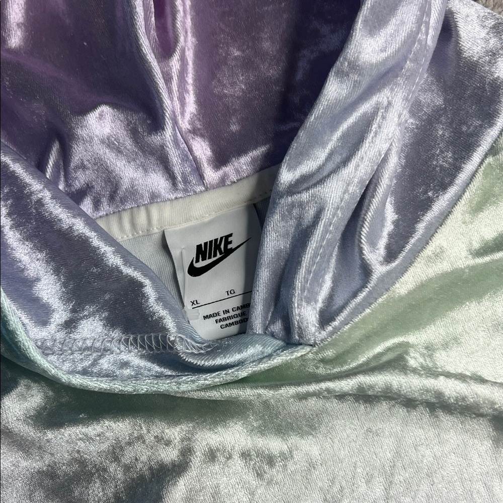 Nike Pastel Iridescent Hoodie - Picture 3 of 4